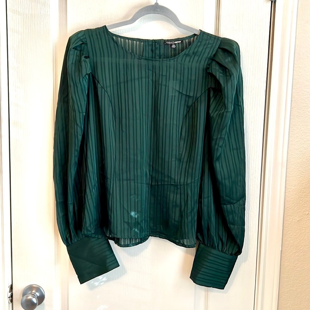Fashion Nova Puff Sleeve Blouse